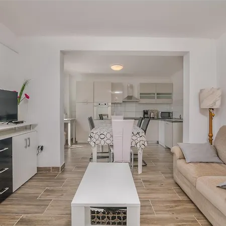 Apartmani M Baska  Exterior photo